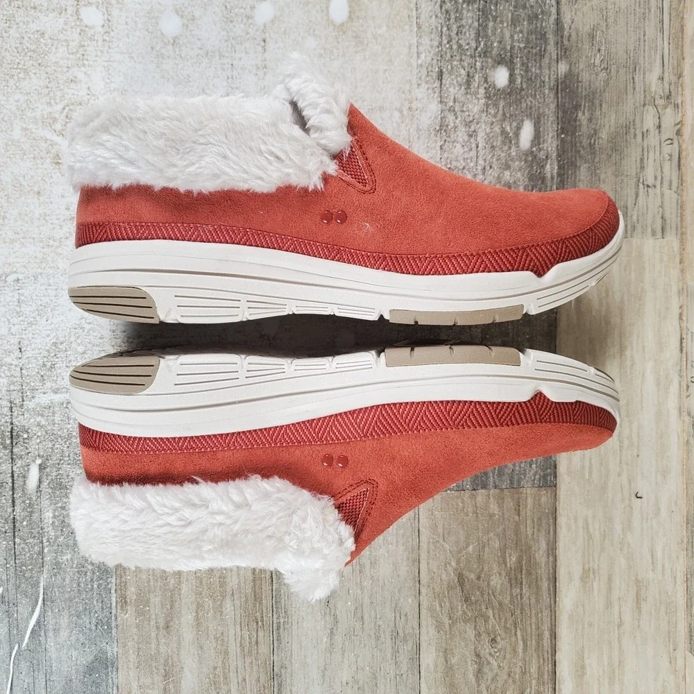 Ryka Adventure Womens Shoes Sz 9.5‎ W Adobe Red Water-Repellent Leather Fur Trim